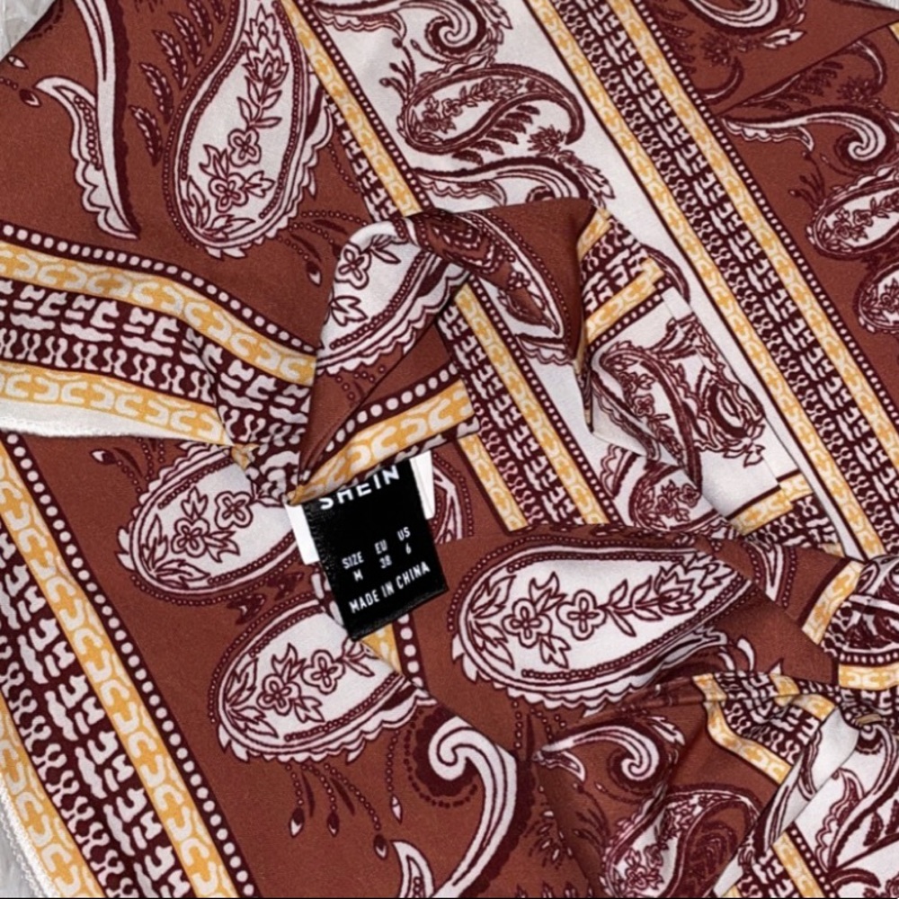 🤍3/$15 NEW Paisley Print Bandanna Top Tie Back - Picture 3 of 6